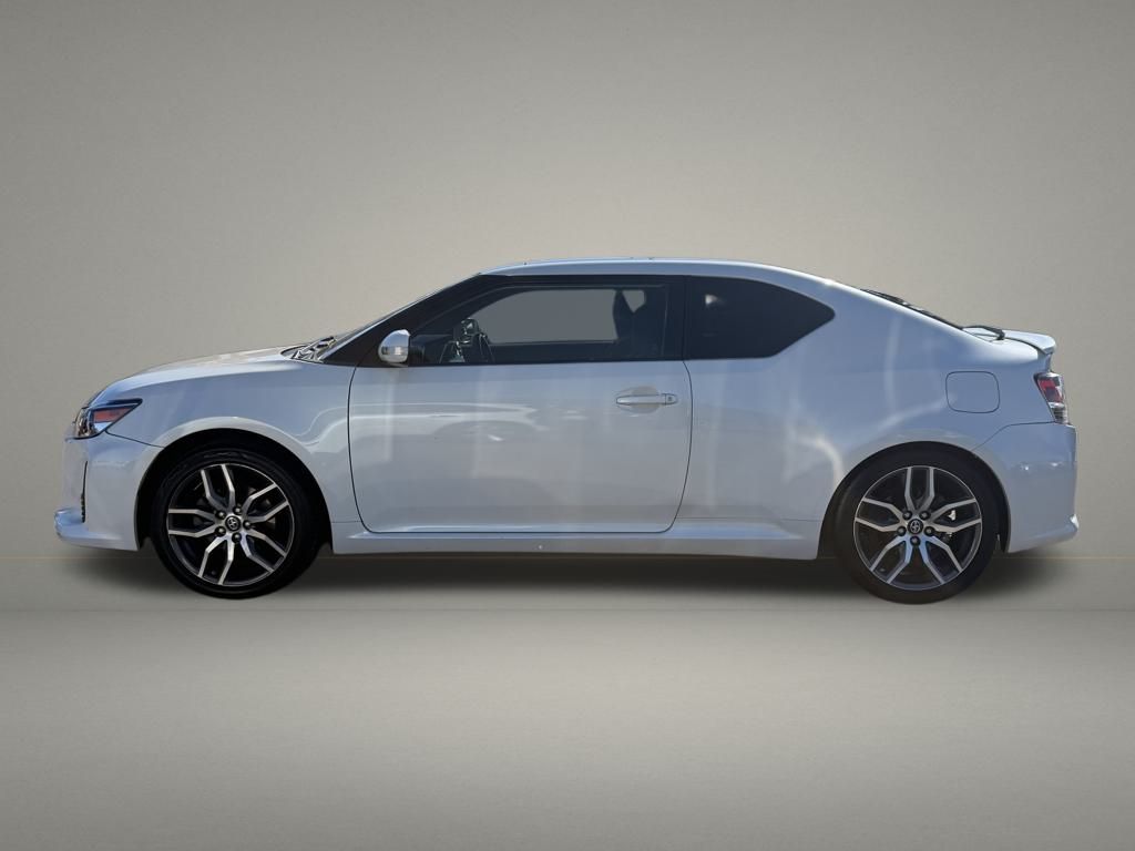 2016 Toyota tC photo 2