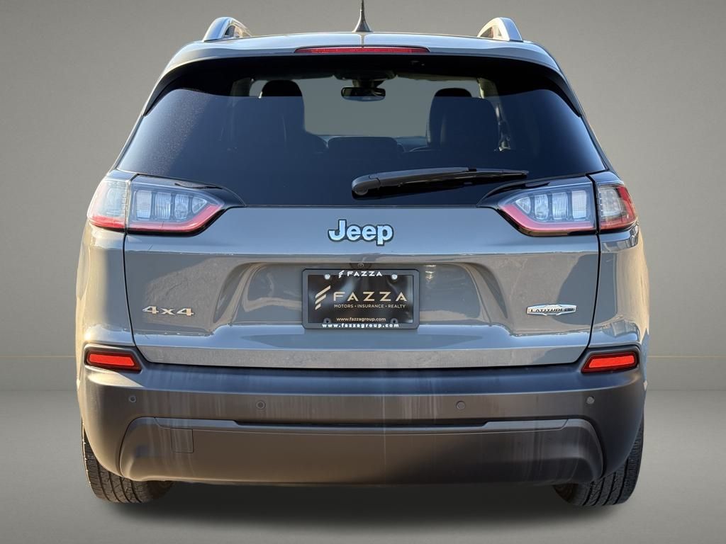 2021 Jeep Cherokee Latitude photo 3