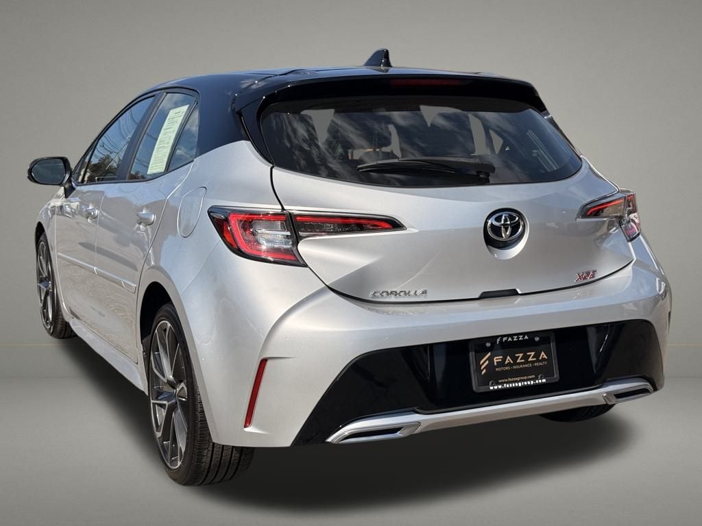 2022 Toyota Corolla XSE photo 3