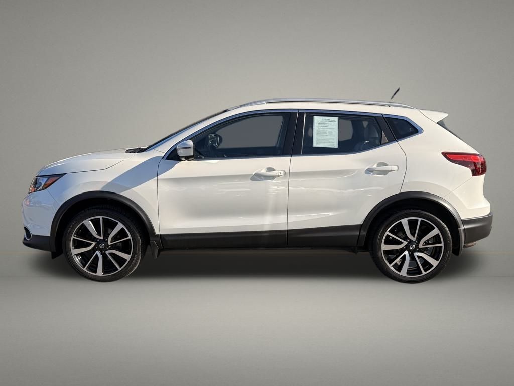 2019 Nissan Rogue Sport SL photo 2