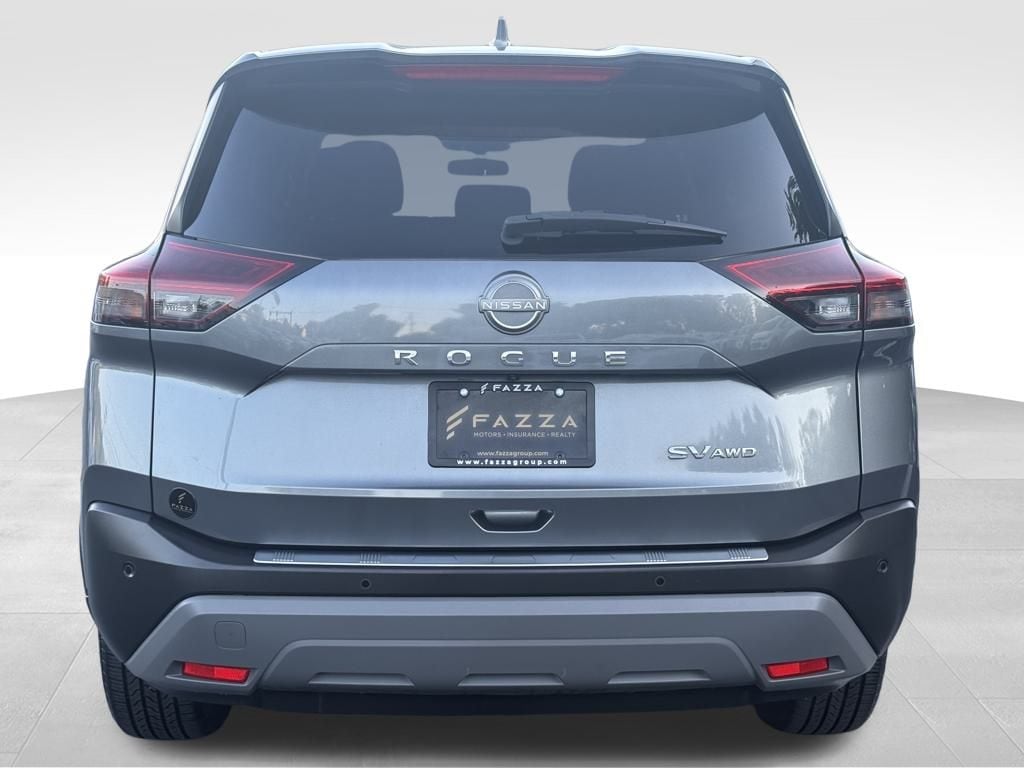 2023 Nissan Rogue SV photo 3