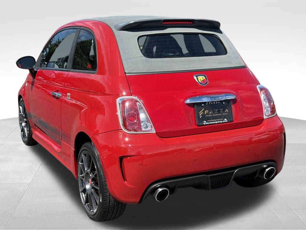 2013 Fiat 500 Abarth photo 3