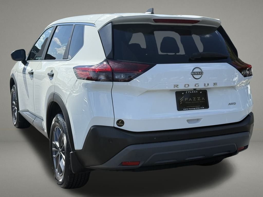 2023 Nissan Rogue S photo 3