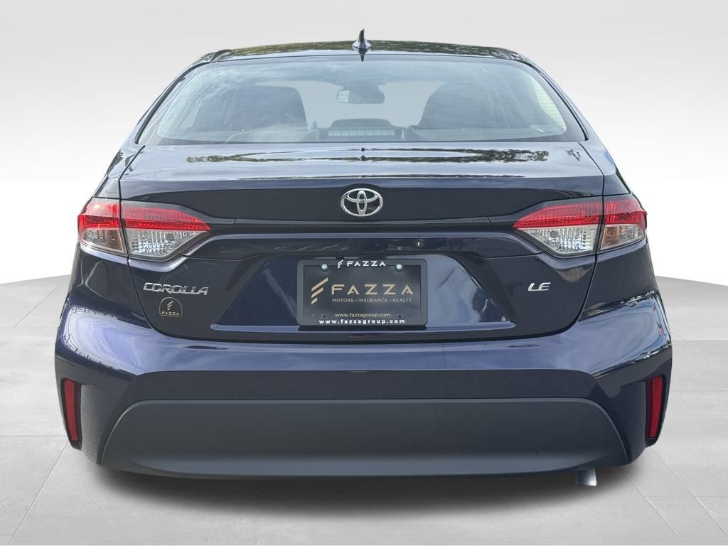 2024 Toyota Corolla LE photo 4