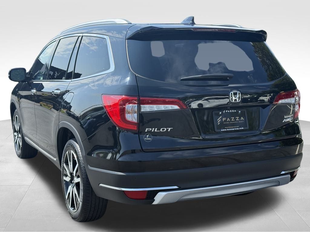2022 Honda Pilot Touring photo 2
