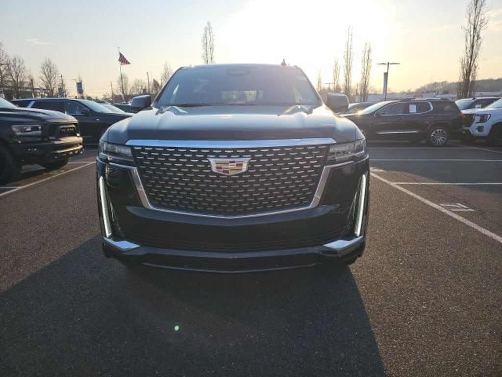 Used 2021 CADILLAC Escalade Luxury SUV