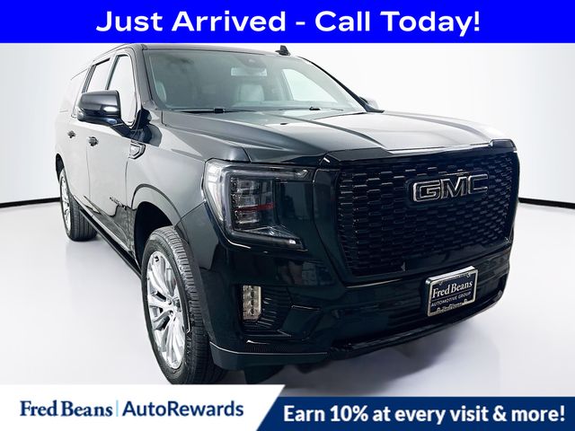 2024 GMC Yukon Denali's photo