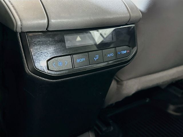 2022 Toyota Highlander XLE - Photo 30