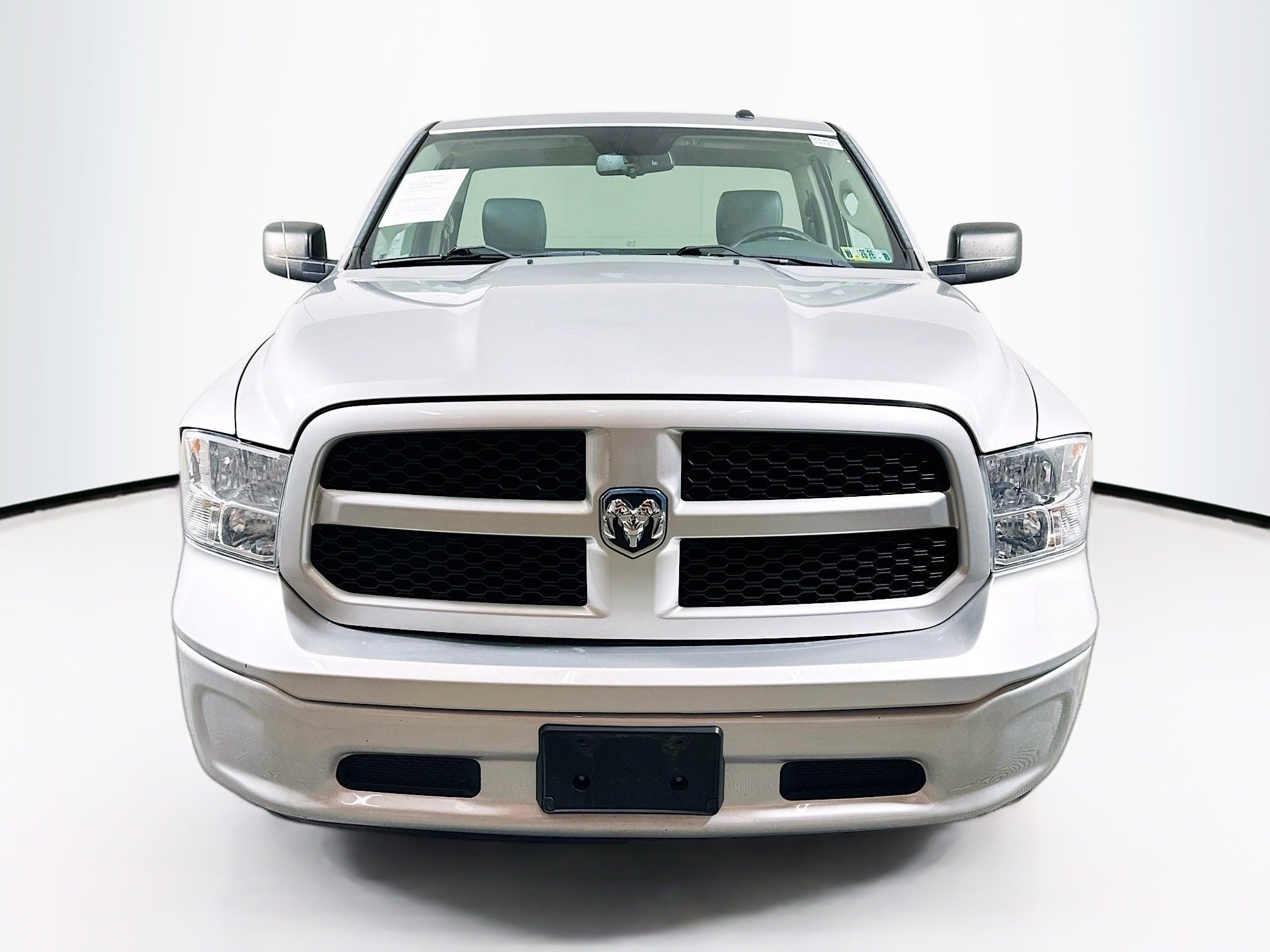 2016 Ram 1500 Tradesman photo 2