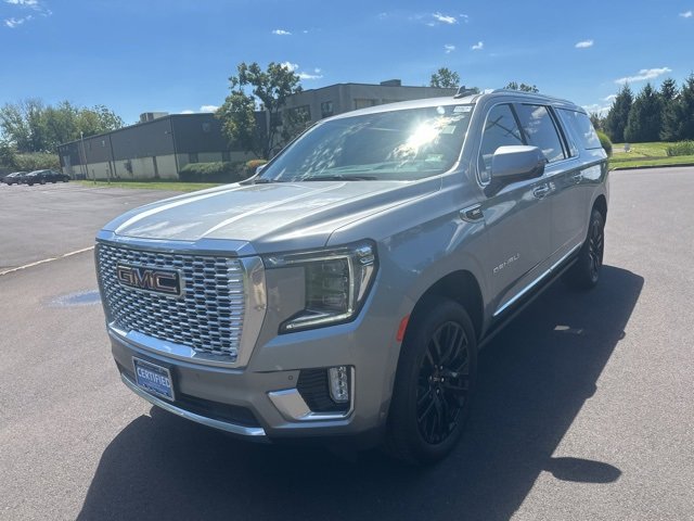 2024 Gmc Yukon XL Denali photo 3
