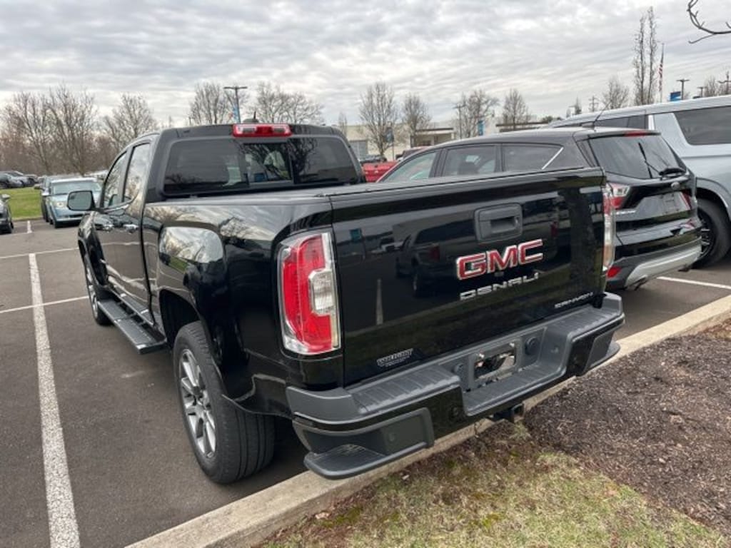 Used 2022 GMC Canyon Denali Truck Crew Cab