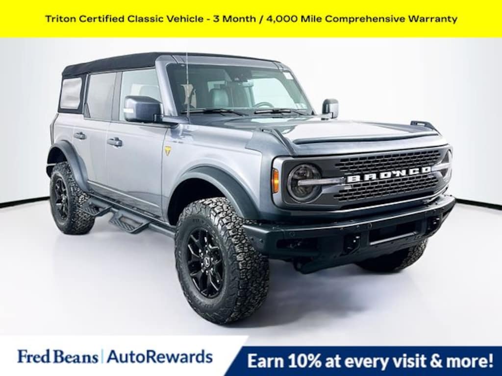 Used 2023 Ford Bronco Badlands SUV