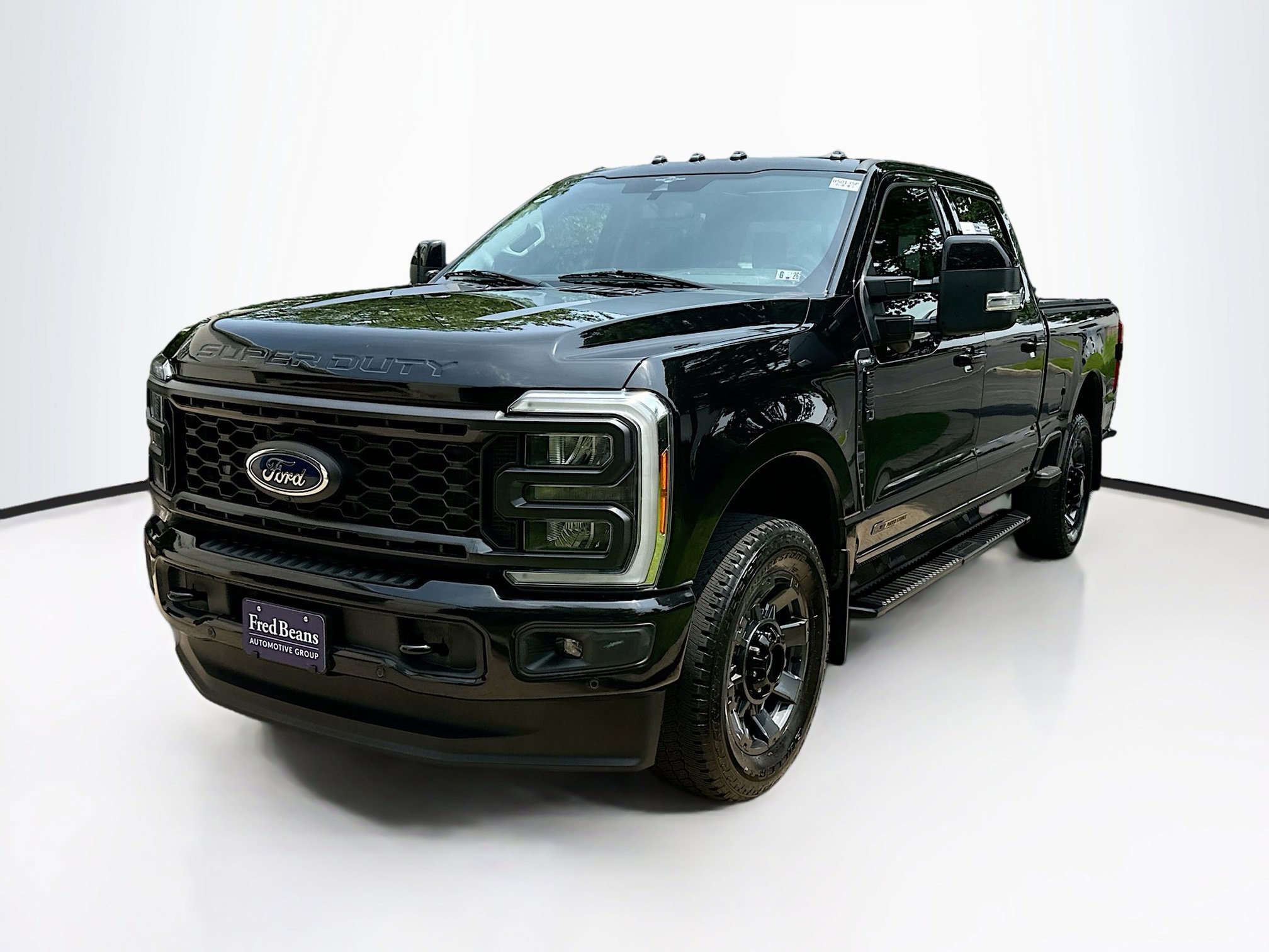 2023 Ford F-250 Lariat photo 3