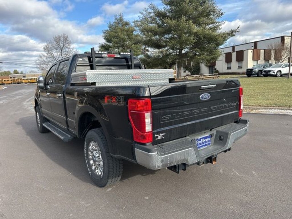 Used 2021 Ford F-250 XLT Truck Crew Cab