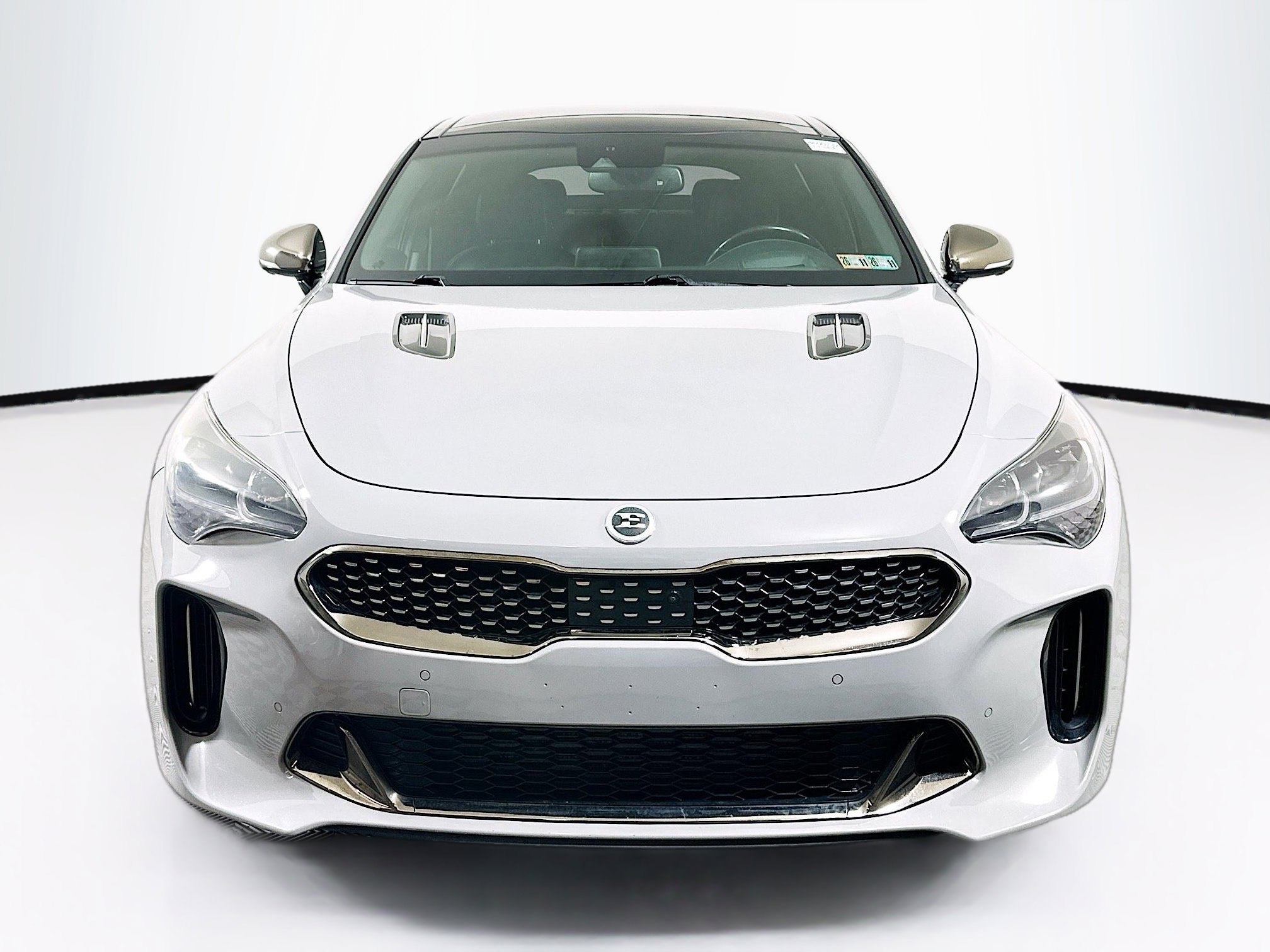 2021 Kia Stinger GT2 photo 2