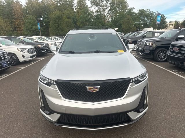 2020 Cadillac XT6 Sport photo 2