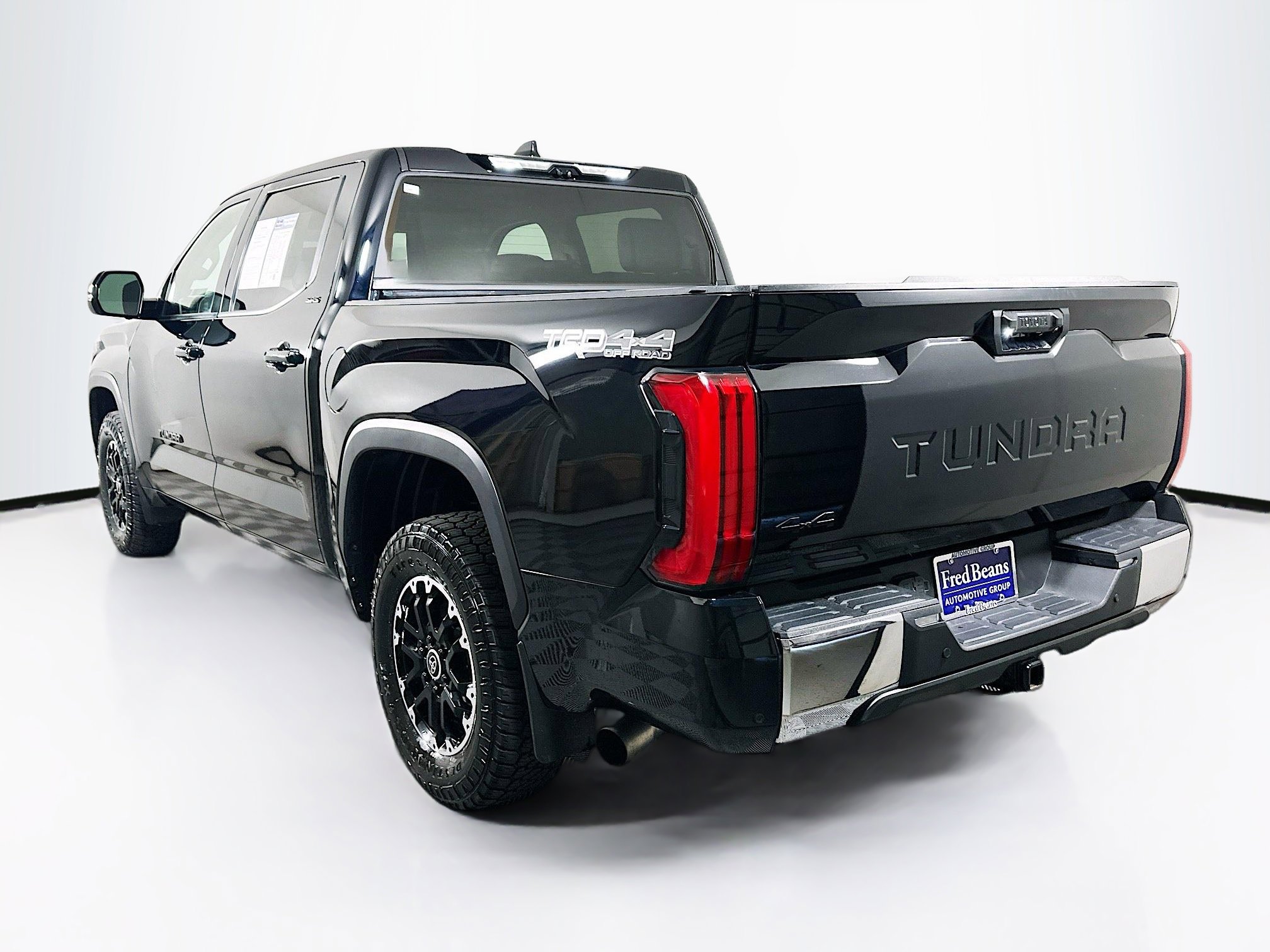 2022 Toyota Tundra SR5 photo 3