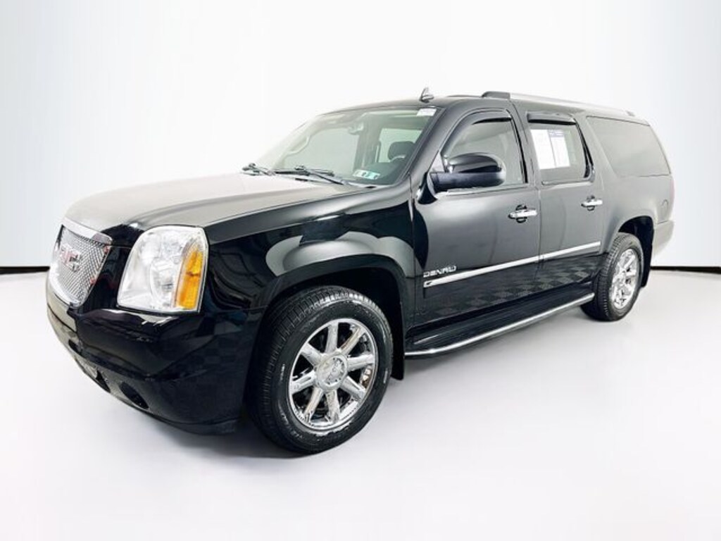 Used 2010 GMC Yukon XL 1500 Denali SUV