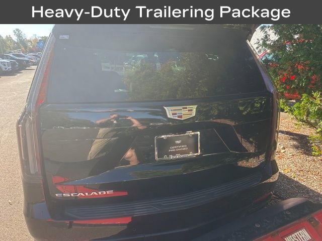2022 Cadillac Escalade Sport photo 3