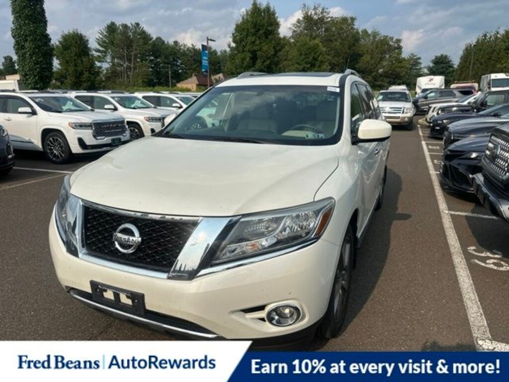Used 2016 Nissan Pathfinder Platinum SUV