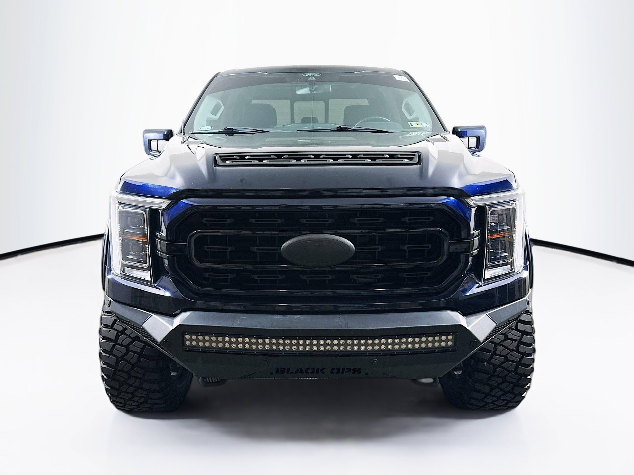 2021 Ford F-150 Lariat photo 2