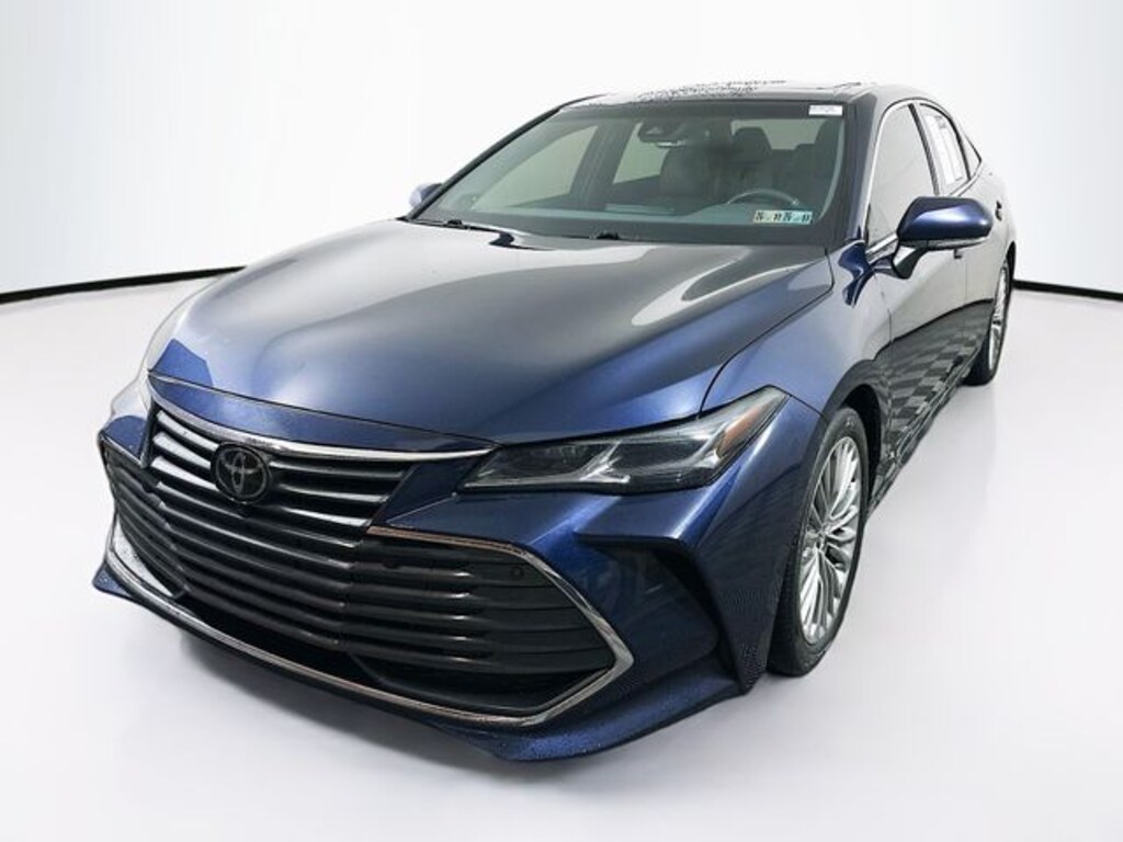 Used 2019 Toyota Avalon Limited Sedan