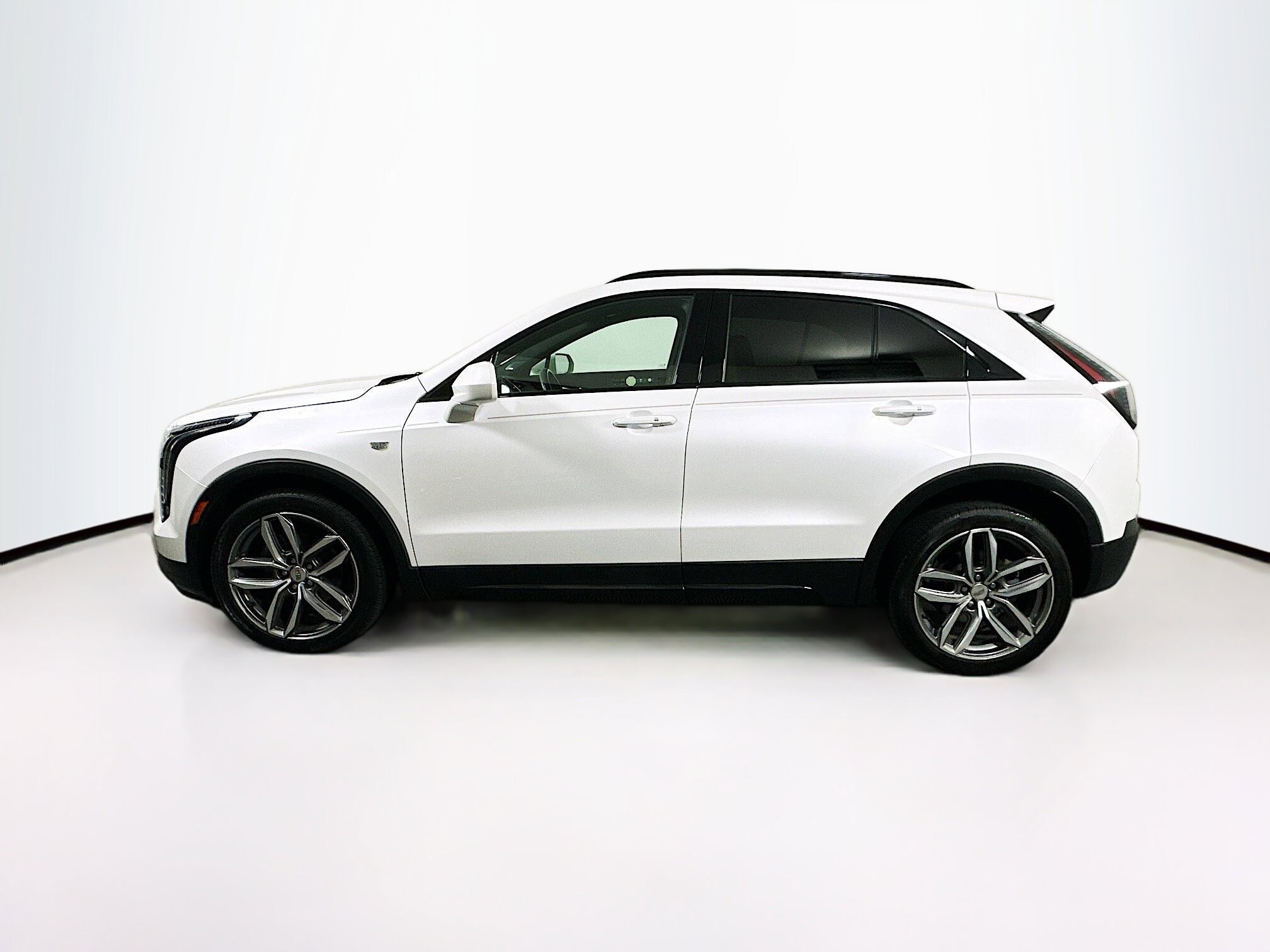 2019 Cadillac XT4 Sport photo 4