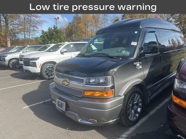 2021 Chevrolet Express 2500 Van Cargo photo 2