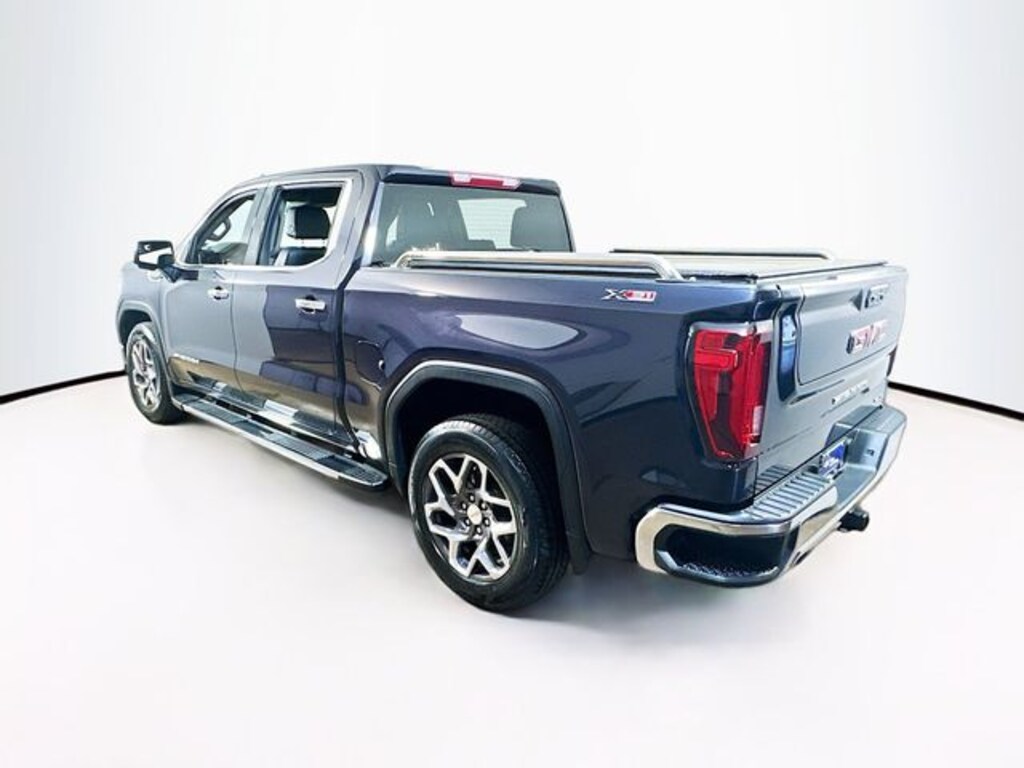 Used 2023 GMC Sierra 1500 SLT Truck Crew Cab