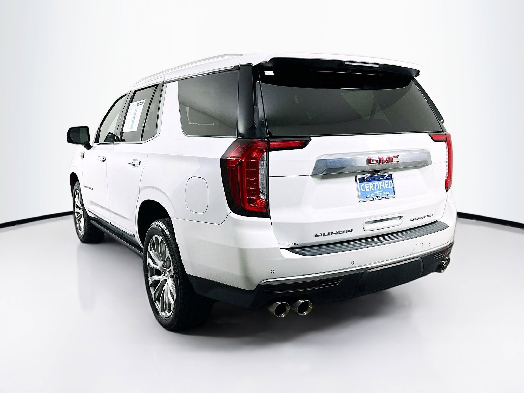 2022 Gmc Yukon Denali photo 2