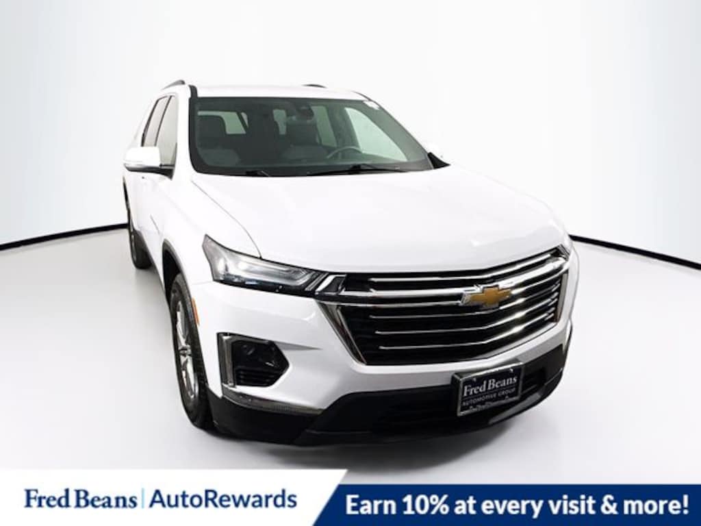 Used 2023 Chevrolet Traverse LT SUV