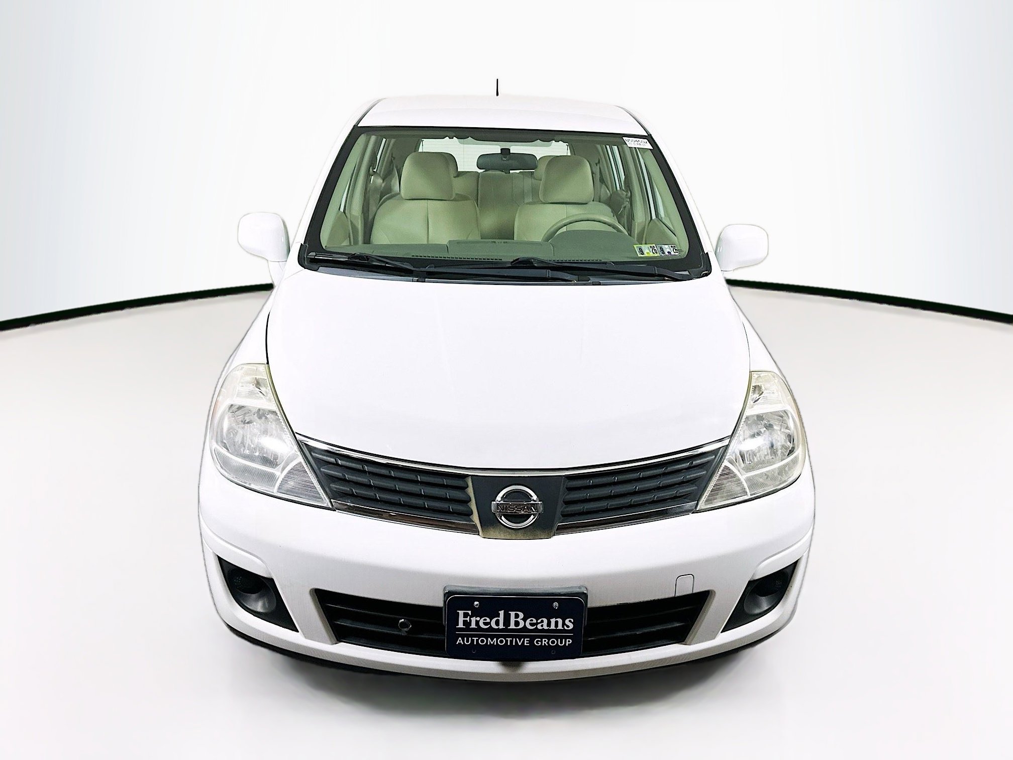 2007 Nissan Versa 1.8 S photo 2