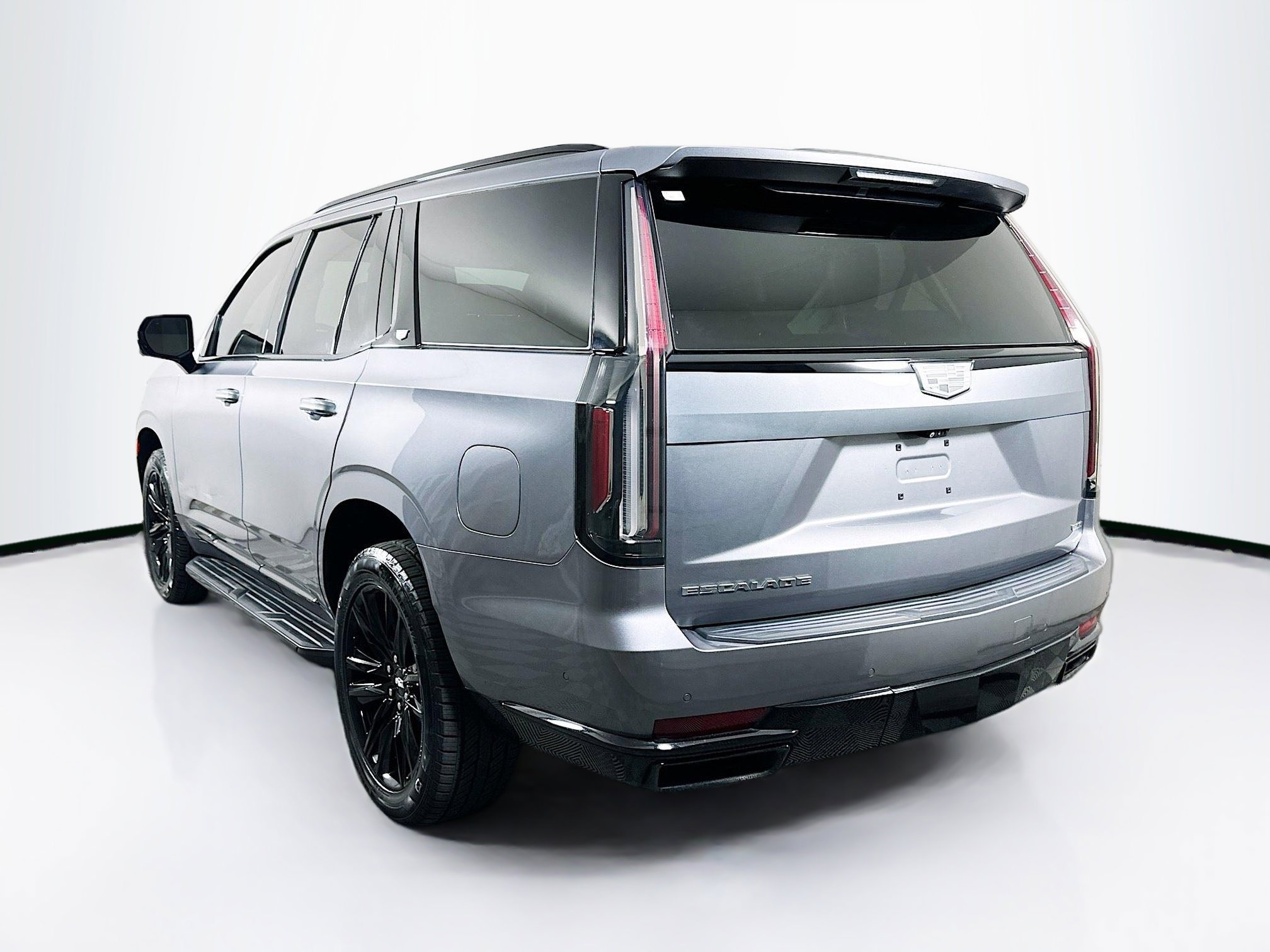 2021 Cadillac Escalade Sport photo 2