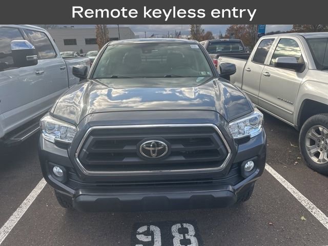 2020 Toyota Tacoma SR5 V6 photo 2