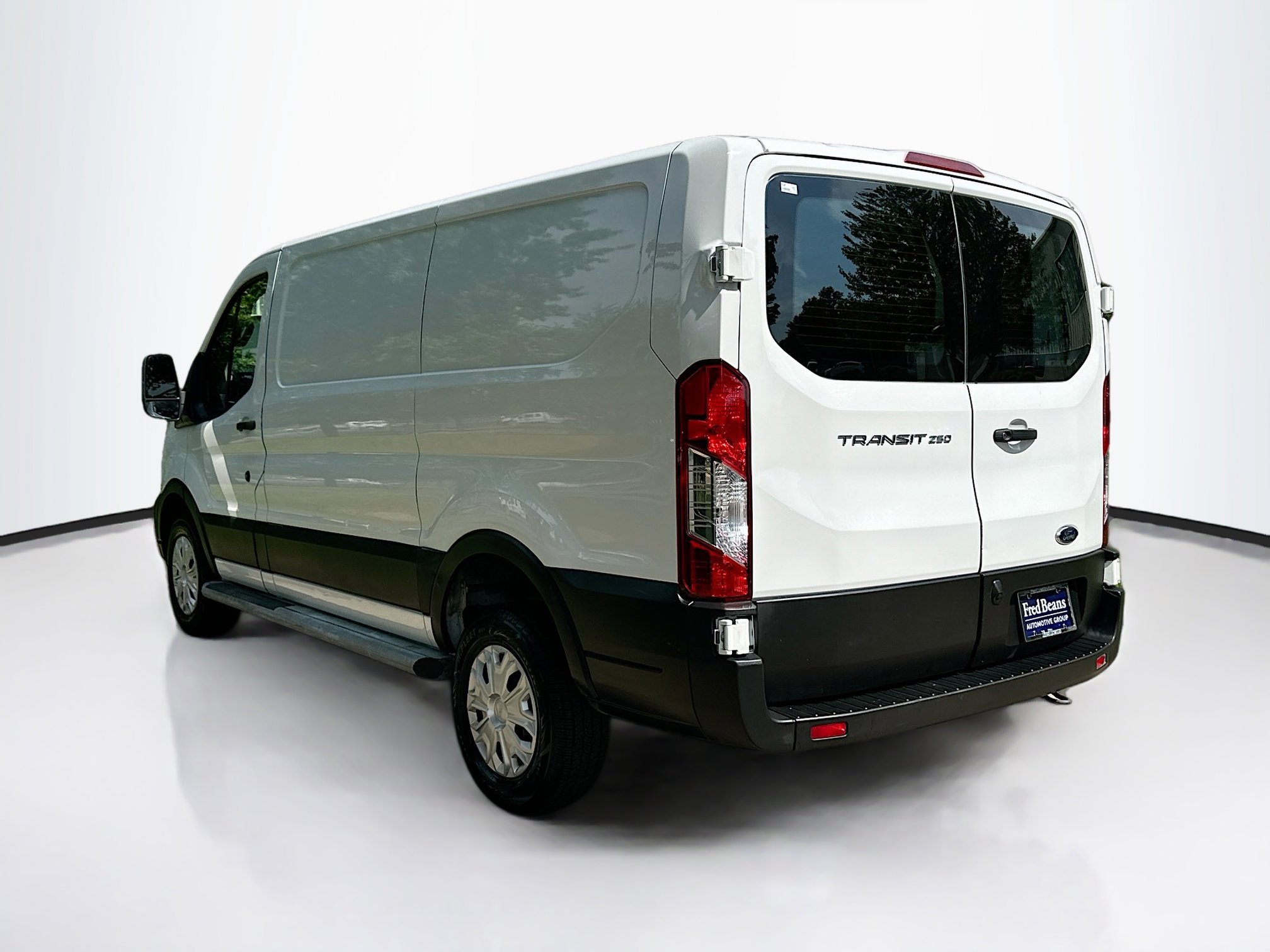 2023 Ford Transit Cargo Van photo 3