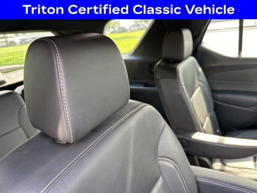 Used 2022 Chevrolet Traverse LT Leather SUV