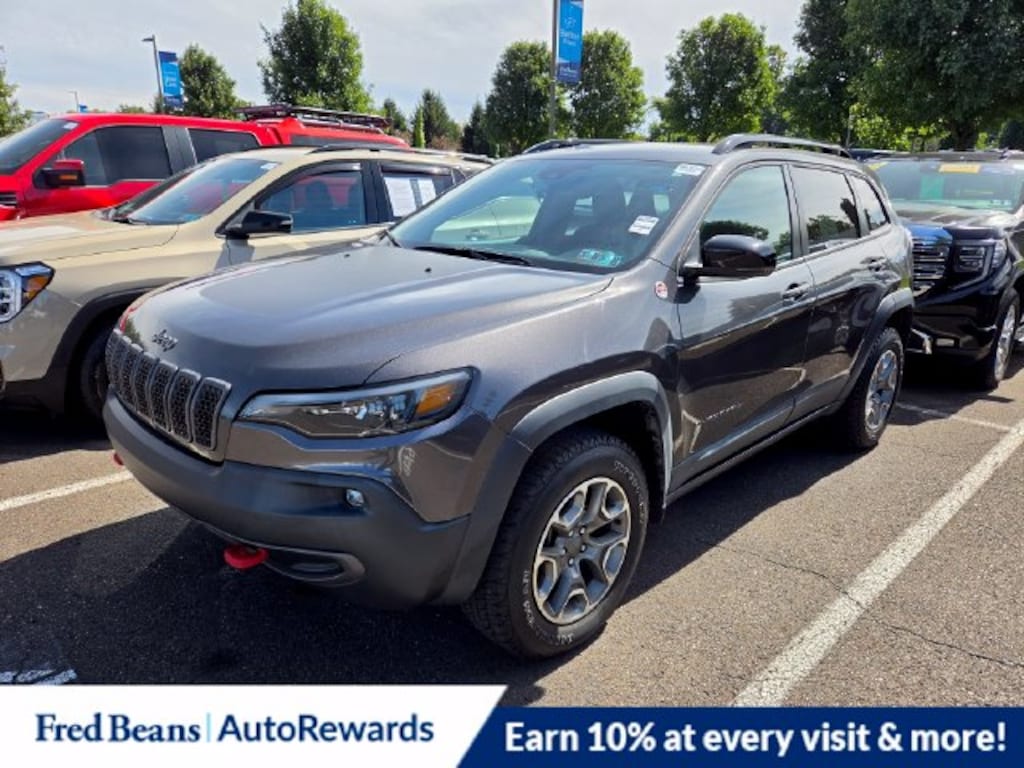 Used 2022 Jeep Cherokee Trailhawk SUV