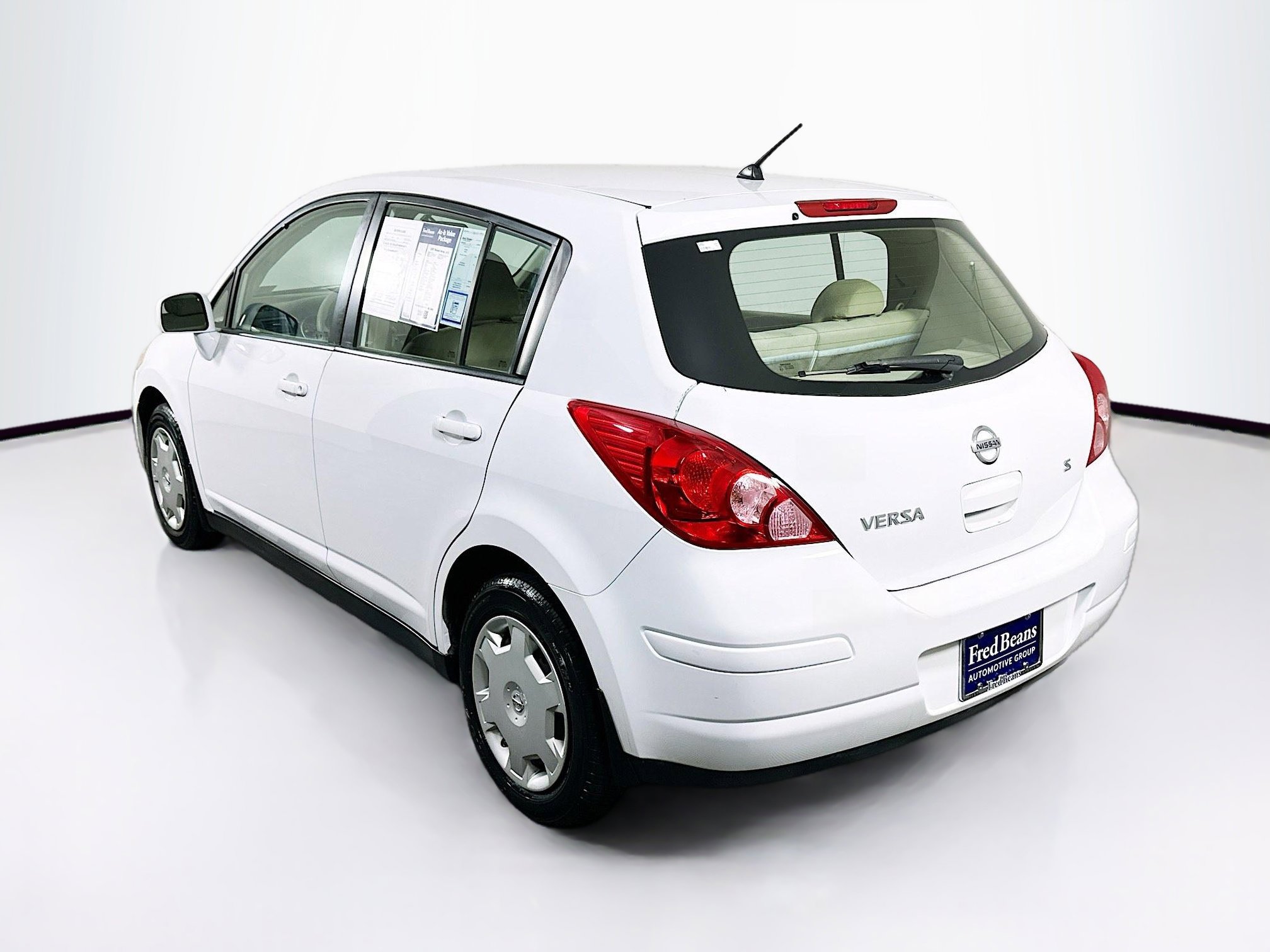 2007 Nissan Versa 1.8 S photo 4