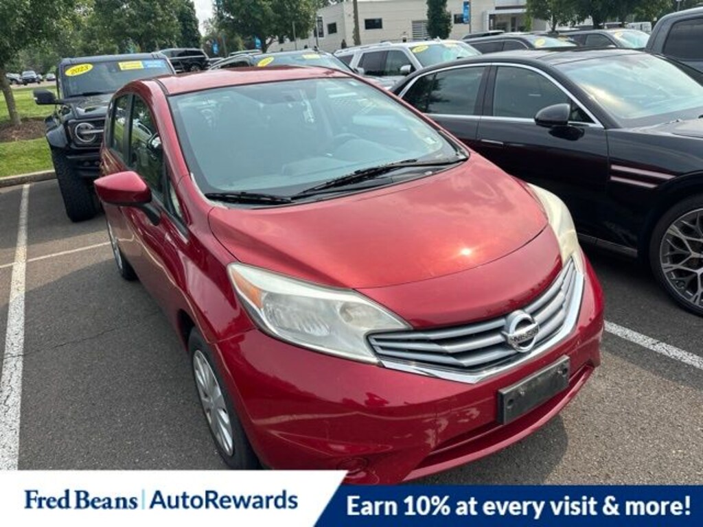 Used 2015 Nissan Versa Note SV Hatchback