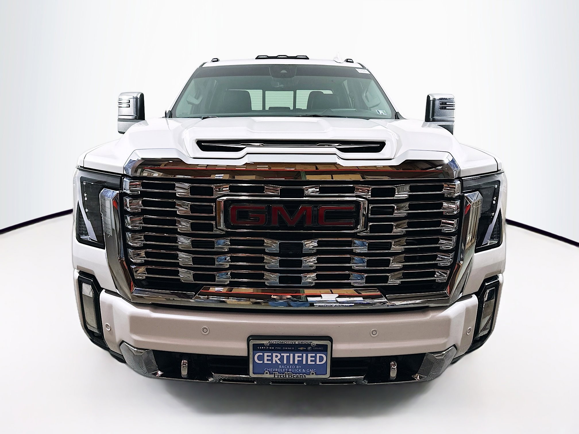 2024 Gmc Sierra 2500 HD Denali photo 2