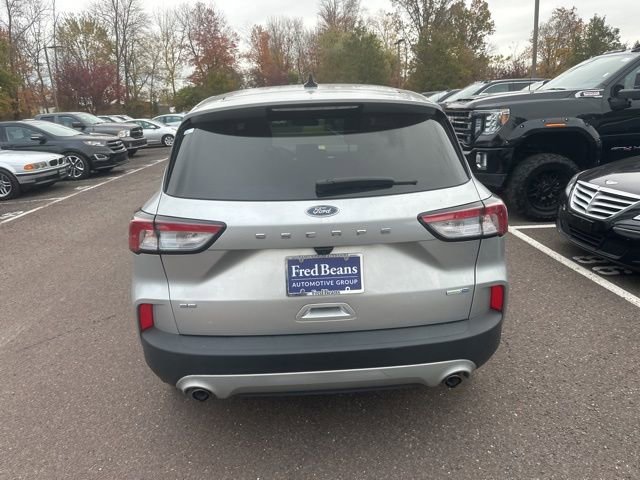 2020 Ford Escape SE photo 3