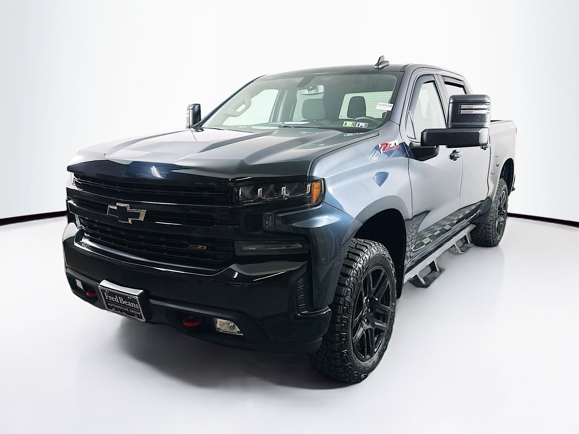 2022 Chevrolet Silverado 1500 LT Trail Boss photo 3