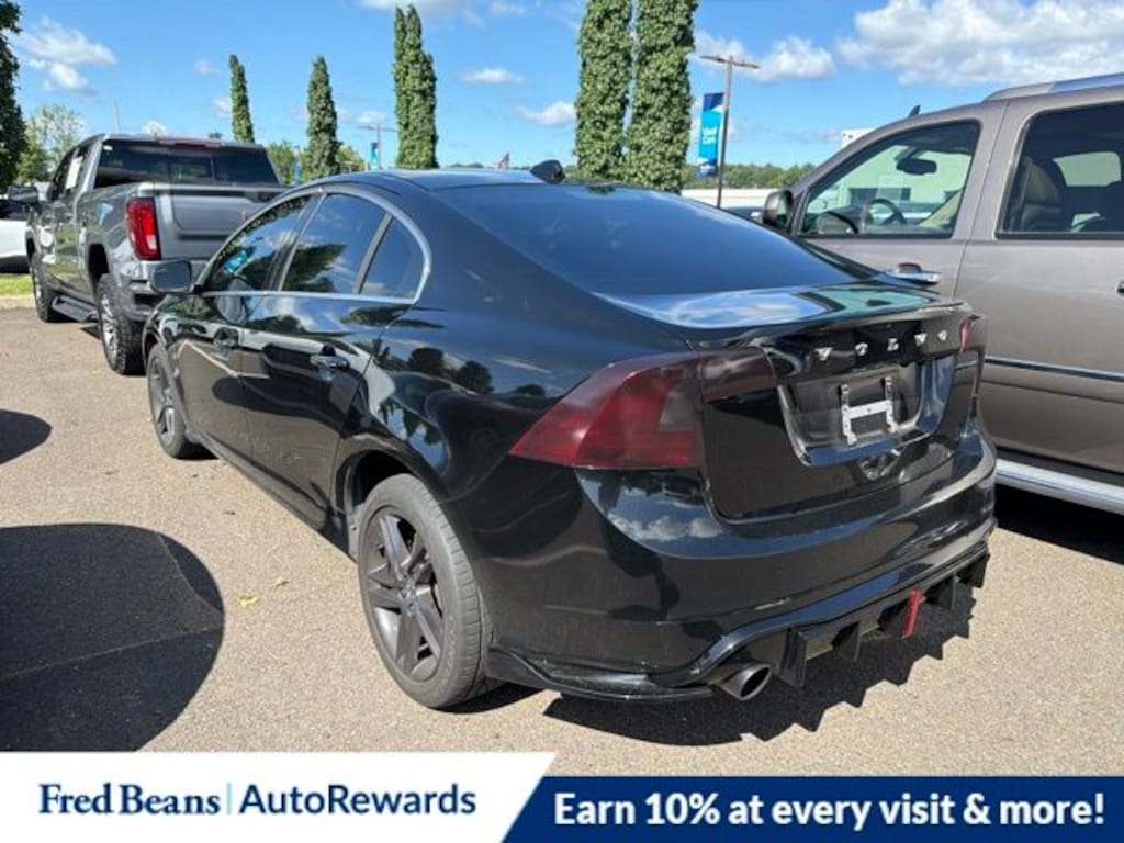 Used 2014 Volvo S60 T5 Sedan