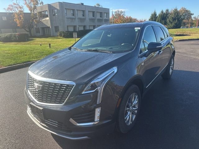 2021 Cadillac XT5 Premium Luxury photo 3