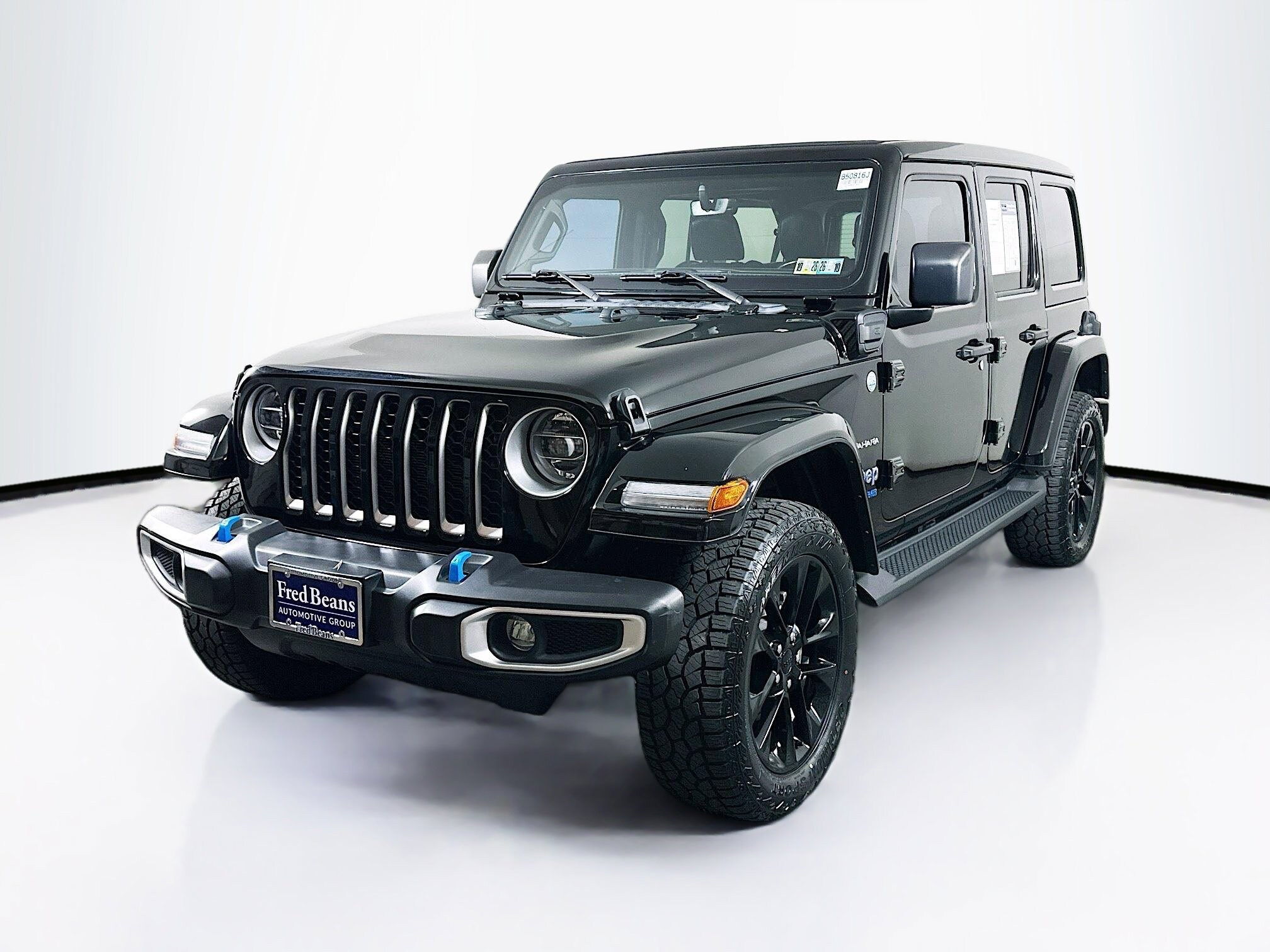 2022 Jeep Wrangler 4xe Unlimited Sahara photo 3
