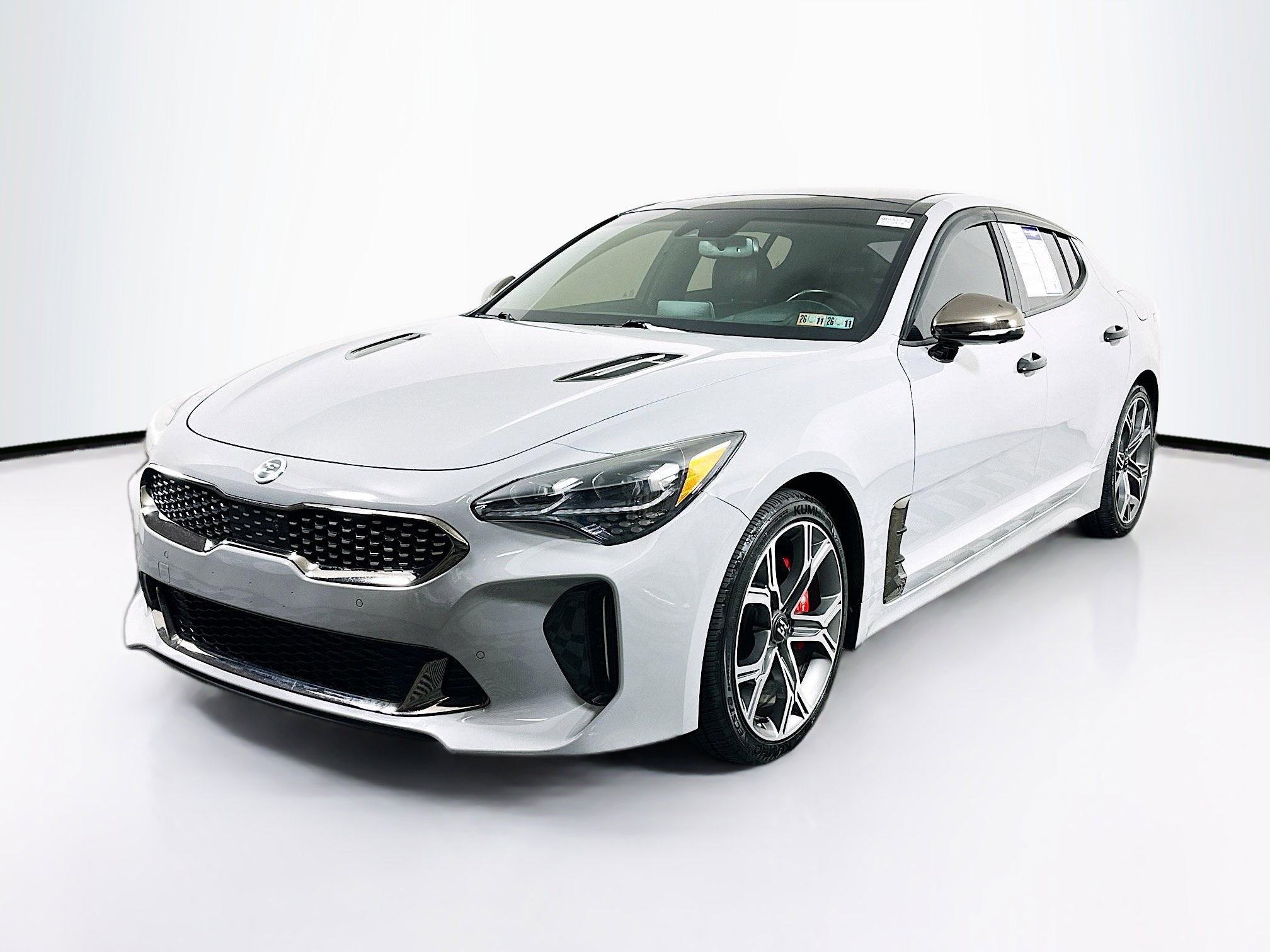 2021 Kia Stinger GT2 photo 3
