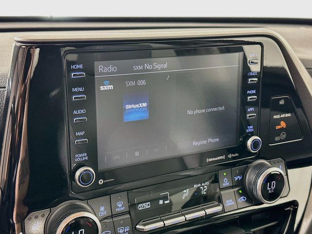 2022 Toyota Highlander XLE - Photo 18