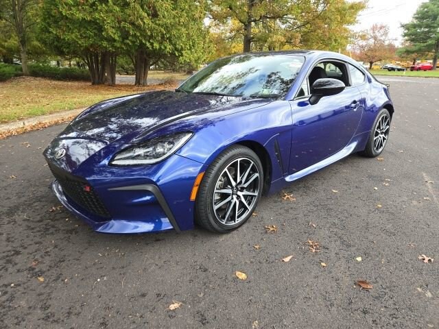 2022 Toyota GR86 Base photo 3