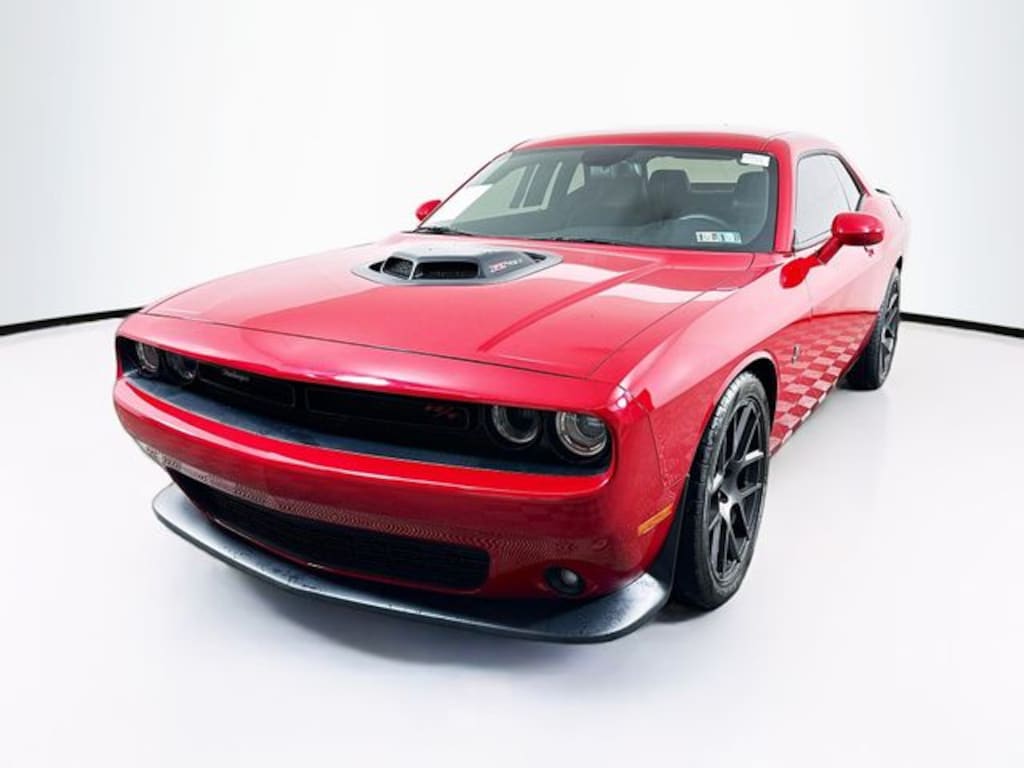 Used 2016 Dodge Challenger R/T Scat Pack Coupe
