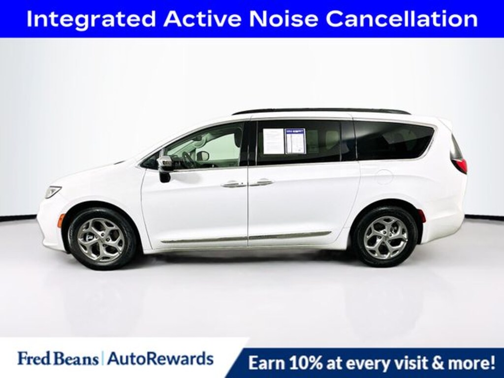 Used 2023 Chrysler Pacifica Limited Van Passenger Van
